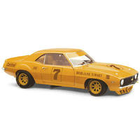 Classic Carlectables 18770 1/18 Chevrolet ZL-1 Camaro 1971 ATCC Winner 50th Anniversary Gold Livery 43-18770