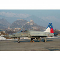 Italeri Plastic Model Kit F-5E Swiss Airforce 1:72 - 51-1420S