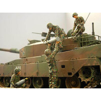 TAMIYA Plastic Model Kit Type 90 Tank W/Ammo-Loading - 74-T35260
