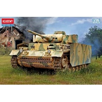 Academy 1/35 German Panzer III Ausf.L "Battle of Kursk" Plastic Model Kit [13545]