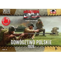 First To Fight 1/72 Polish Headquaters - Command (figures) Plastic Model Kit