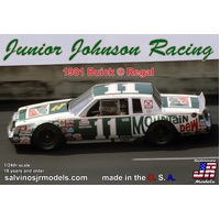 Salvinos J R 1/24 Junior Johnson Racing 1981 Buick Driven by Darrell Waltrip Plastic Model Kit