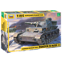 Zvezda 3641 1/35 Panzer IV Ausf.E Plastic Model Kit - ZV3641